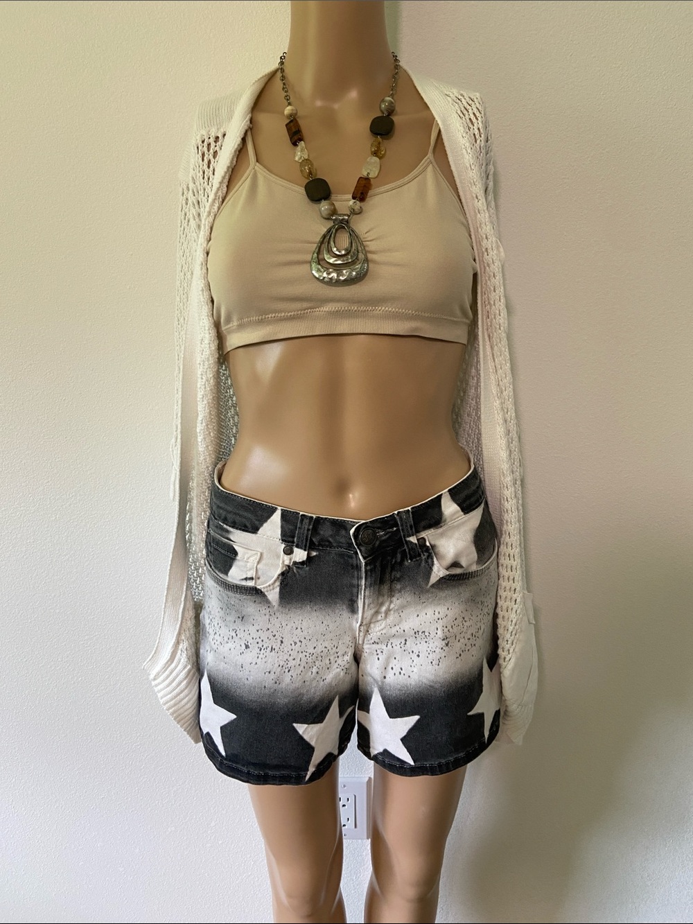 Jessica Simpson Black & White Star Denim Bermuda Shorts Sz 27